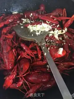 Make Spicy lobster step 10