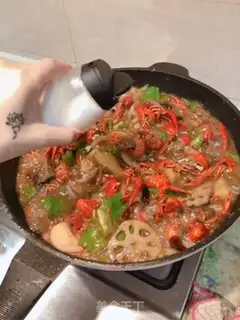 Make Spicy lobster step 21