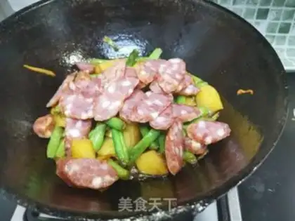 Make Sausage fried potatoes and beans step 9