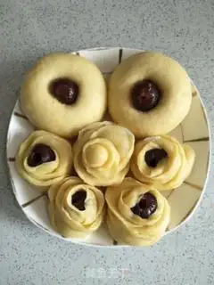 Make Corn-noodle date buns step 9