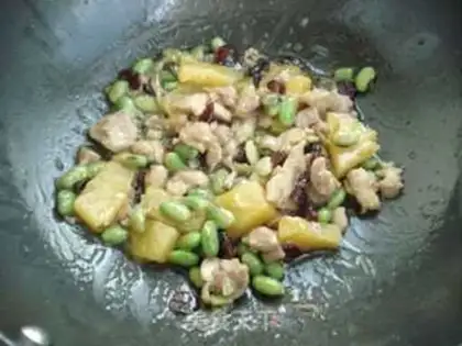 Make Berry-dry three-coloured chicken step 7