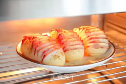 Make A thousand-storey accordion potatoes step 3