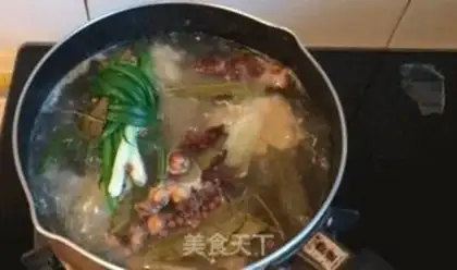 Make The delicious saloon chicken step 4