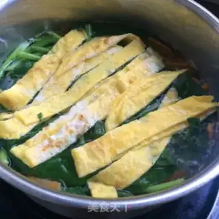 Make spinach omelet soup step 6