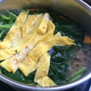 Make spinach omelet soup step 7