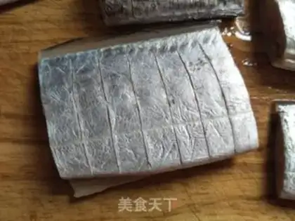 Make Dried fish step 1