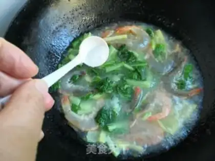 Make Pickles, potatoes, shrimp soup step 9