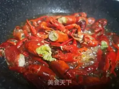 Make Spicy lobster step 2