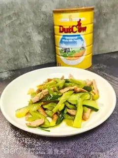 Make Sausage fried bitter melon step 5