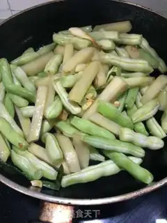 Make Potato bean horns step 4
