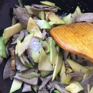 Make Piggy gravy step 12