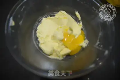 Make raisin souffle step 2