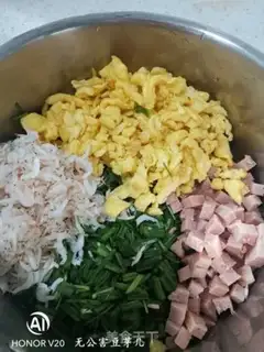 Make Shrimp-shrimp buns step 11