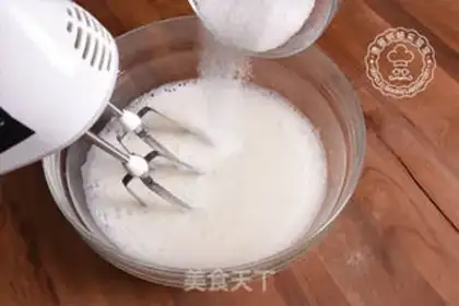 Make Cake roll step 4