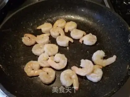 Make Shrimp crab fried rice step 3