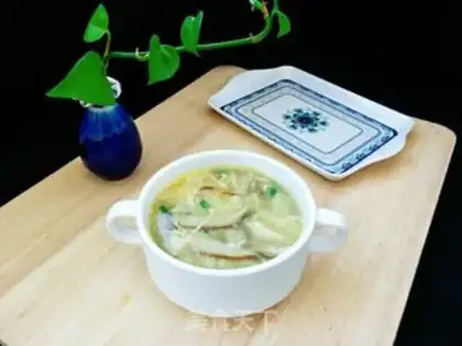 Make Soup of mushrooms and eggs step 0