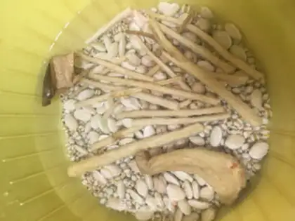 Make Pork with rice step 1