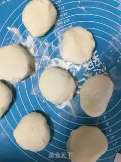 Make Meat buns step 4