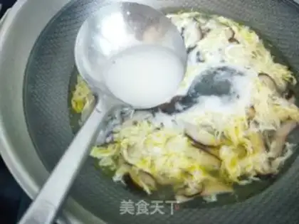 Make Soup of mushrooms and eggs step 6