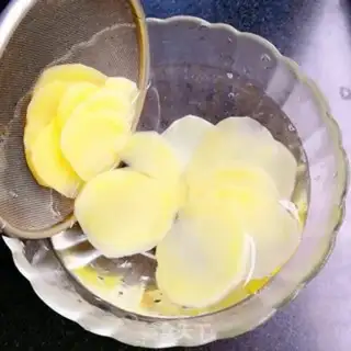 Make Frozen potatoes step 4