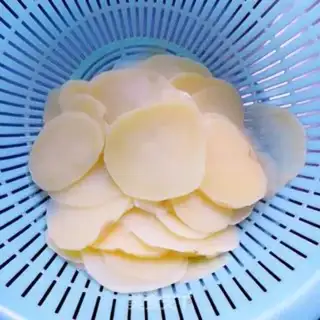 Make Frozen potatoes step 5