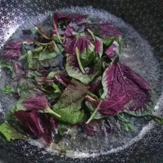 Make Spicy radish and sauerkraut step 3