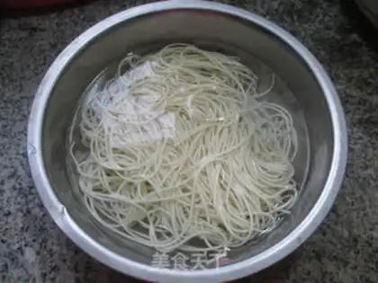 Make Fried noodles step 1