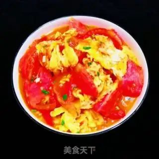 Make Tomato fried eggs step 11