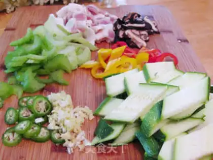 Make Spicy vegetables for roasted fish step 4