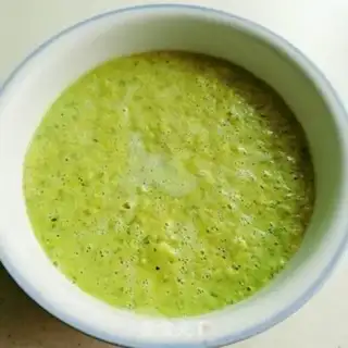 Make cucumber egg muffins step 6