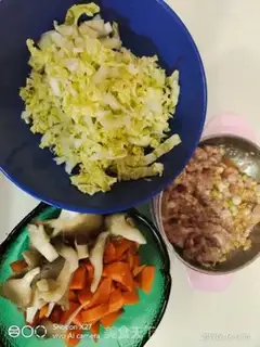 Make Carrot mushroom congee step 0