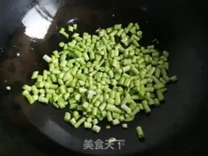 Make Eggs and beans step 3
