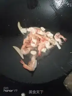 Make Egg shrimp spree step 4
