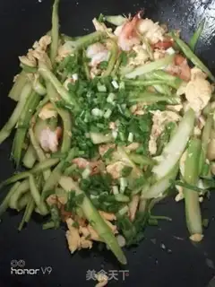 Make Egg shrimp spree step 7