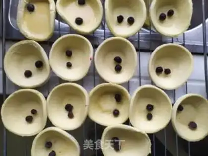 Make Black Ears and Eggs step 11