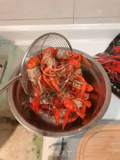 Make Spicy lobster step 5