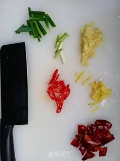 Make Scrambled mushrooms step 1