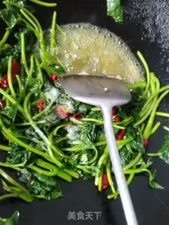 Make Clear the red potato leaves step 6
