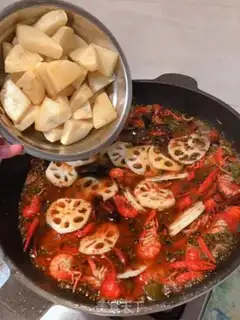 Make Spicy lobster step 15