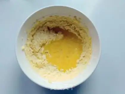 Make Blueberry pound cake step 3