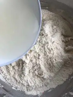 Make Black sesame roll step 0