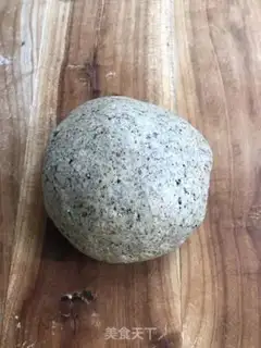 Make Black sesame roll step 7