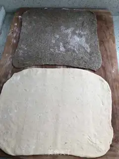 Make Black sesame roll step 8