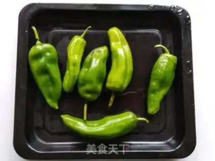Make Cream peppers and eggs step 1