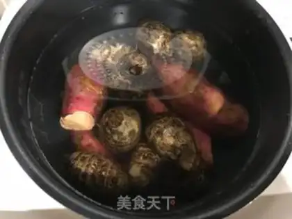 Make Three tacos of banana milk step 1