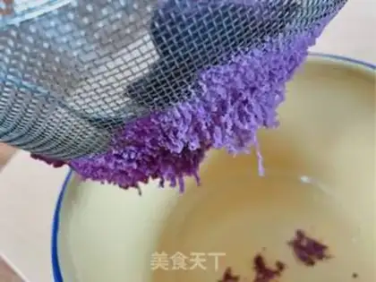 Make Three tacos of banana milk step 3