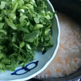 Make Carrot green shrimp congee step 8
