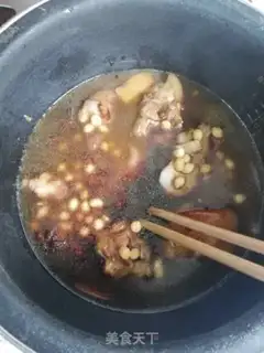 Make Red-hot pig hoof beans step 6