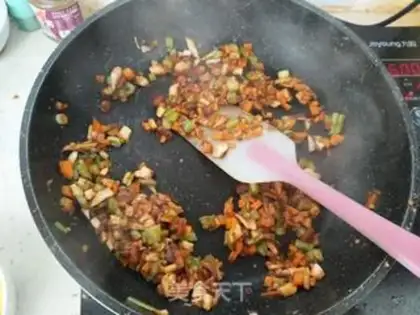 Make Fresh fried noodles step 10