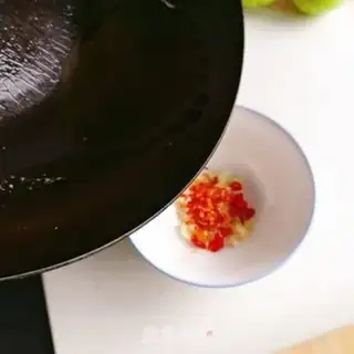 Make cucumber noodles step 15